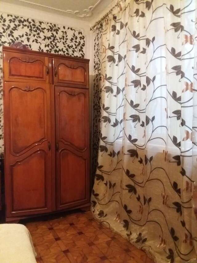 Проживание в семье Частный дом Сухум-9